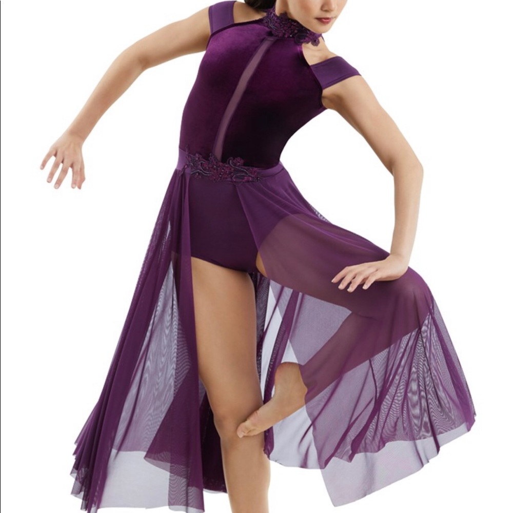 Lyrical costume brand new